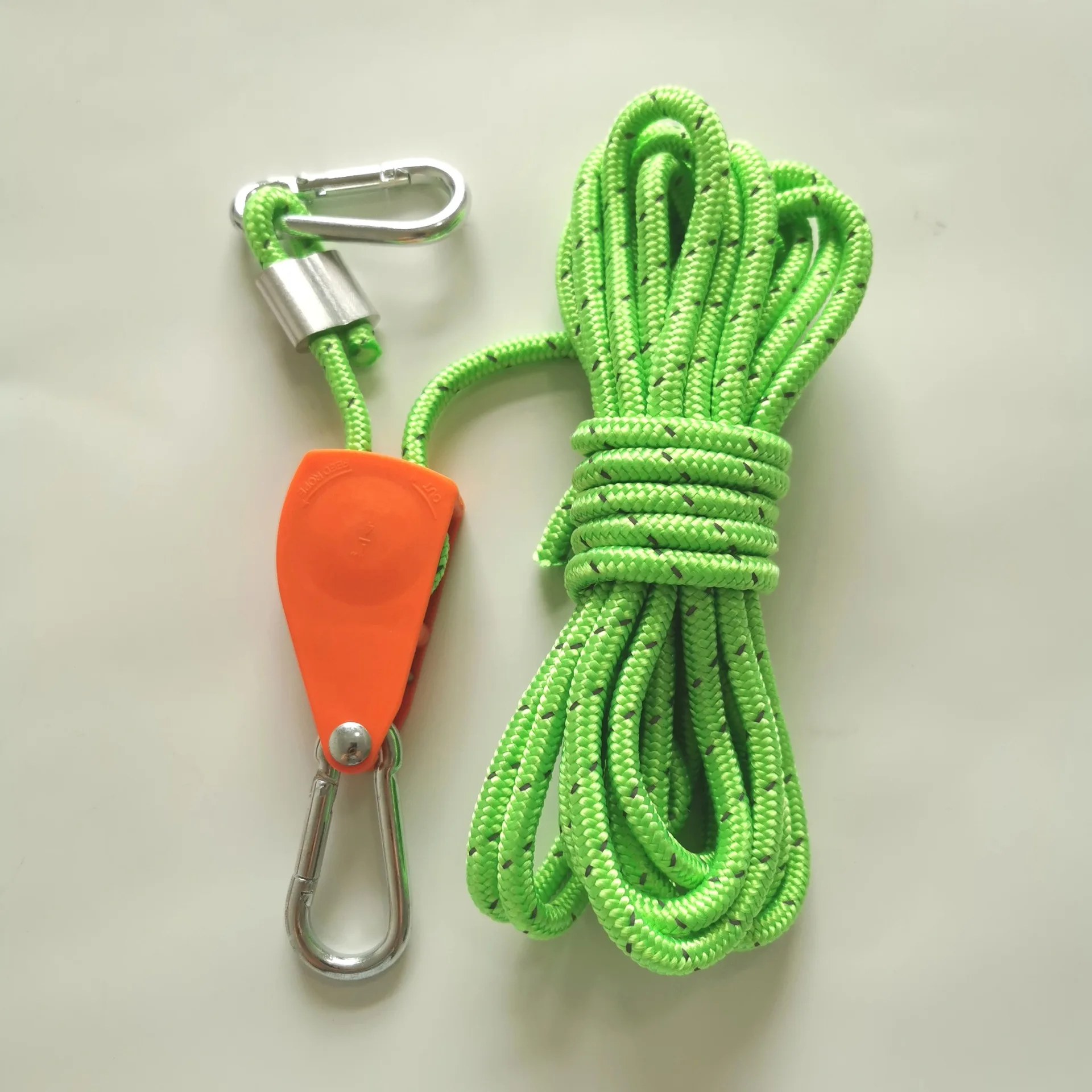 Rope Hanger Ratchet, Rope Hanger Pulley Regulator Non Slip with Aluminum Buckle, Ratchet Pulley Wind Rope for Tent Outdoor