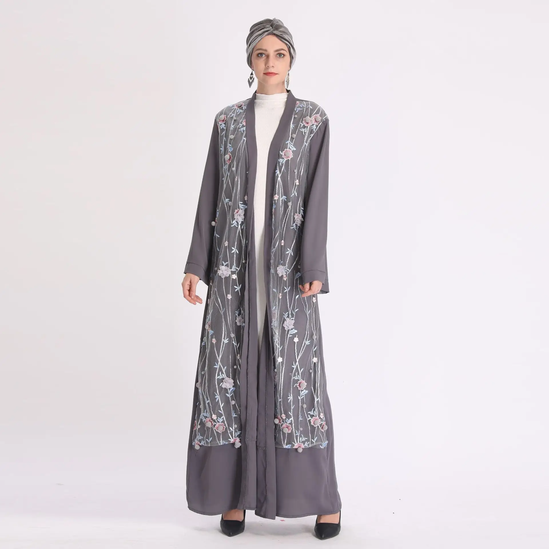 Wholesale Flower Embroidered Islamic Clothing Middle East Dubai Turkish Design Long Muslim Dress Kaftan Abaya For Women