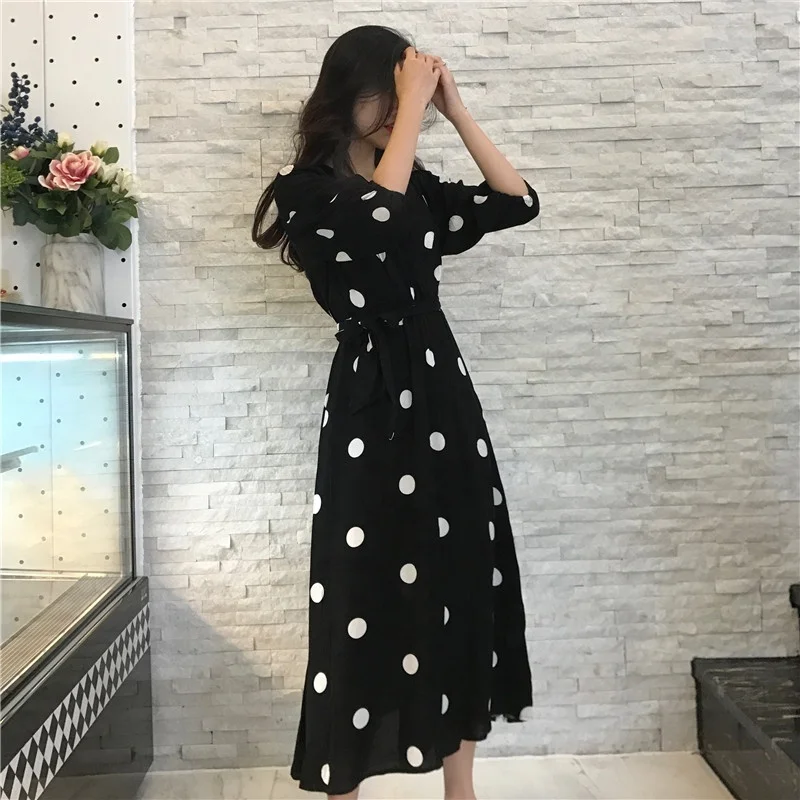 Black wave point chiffon dress female spring and summer new waist was thin temperament V-neck long skirt