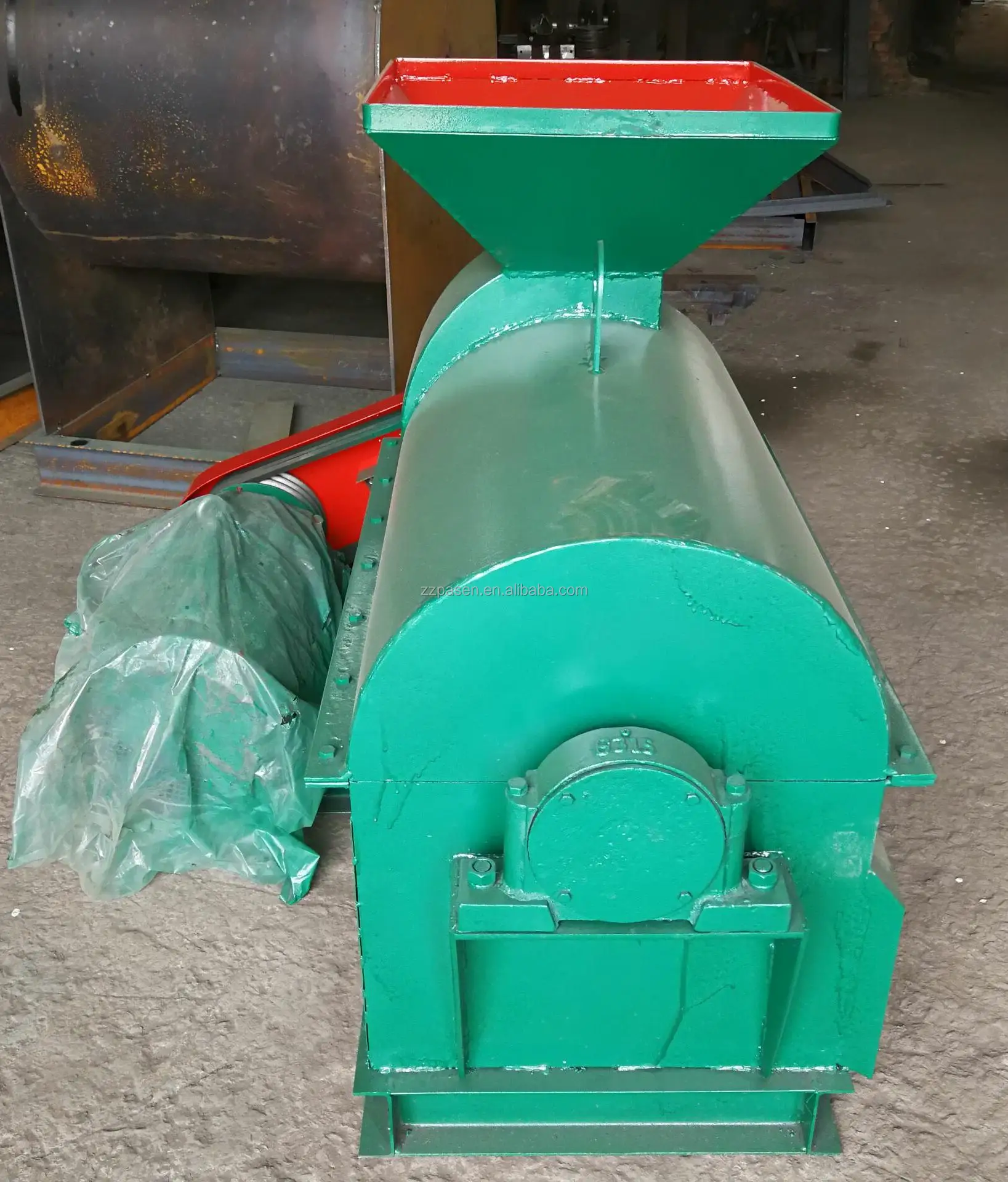 Chicken Manure Crusher Cow Manure Grinder Machine Organic Fertilizer Semi Wet Material Crusher