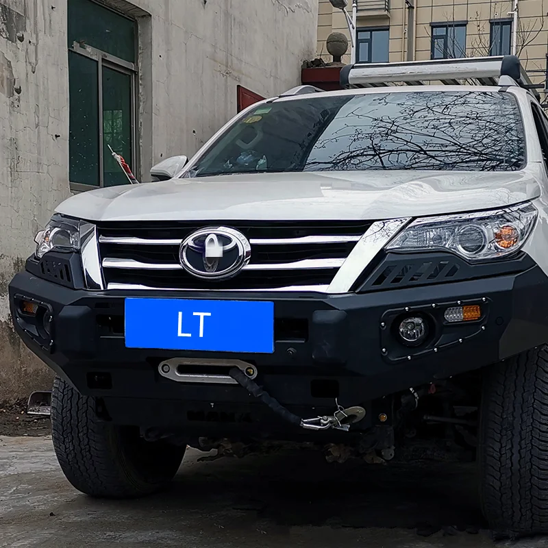 Car Front  Bumper Auto Parts Front Bumper for T-oyota Fortuner Support  Customized