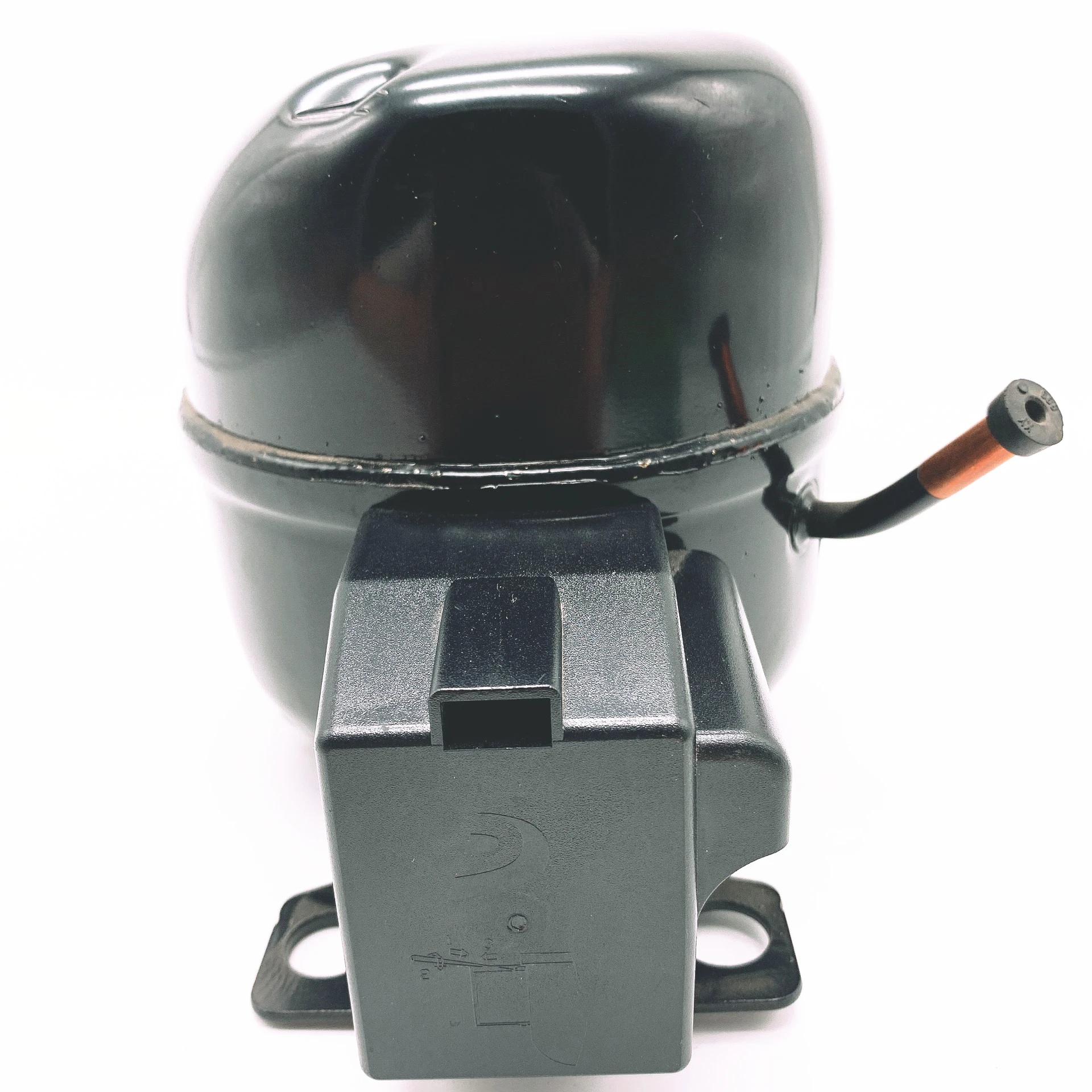 Mini  R600 1/8HP 220-240V/50Hz  Refrigerator Compressor A120CY1 for refrigerator/chest freezer