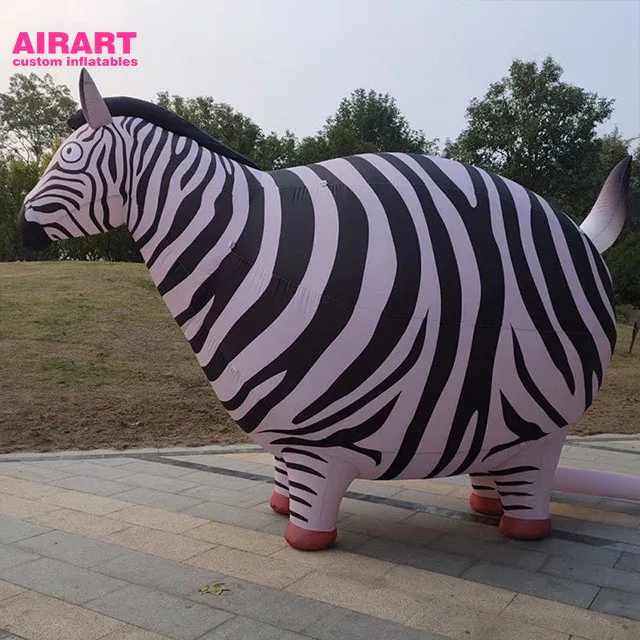 Custom funny fat inflatable giraffe and pinto animal model costumes