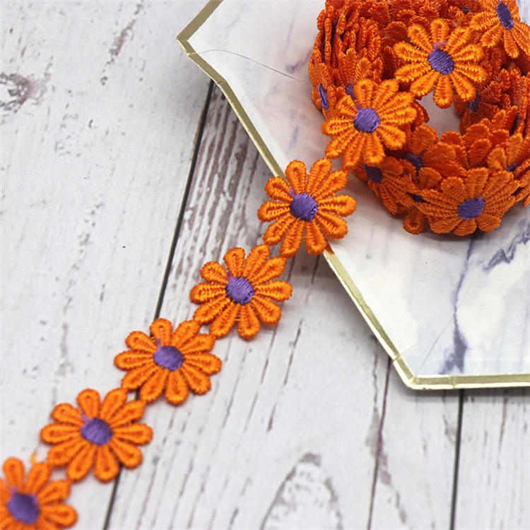 Wholesale Price 2.5cm width Daisy Embroidery Crochet Lace Trimming