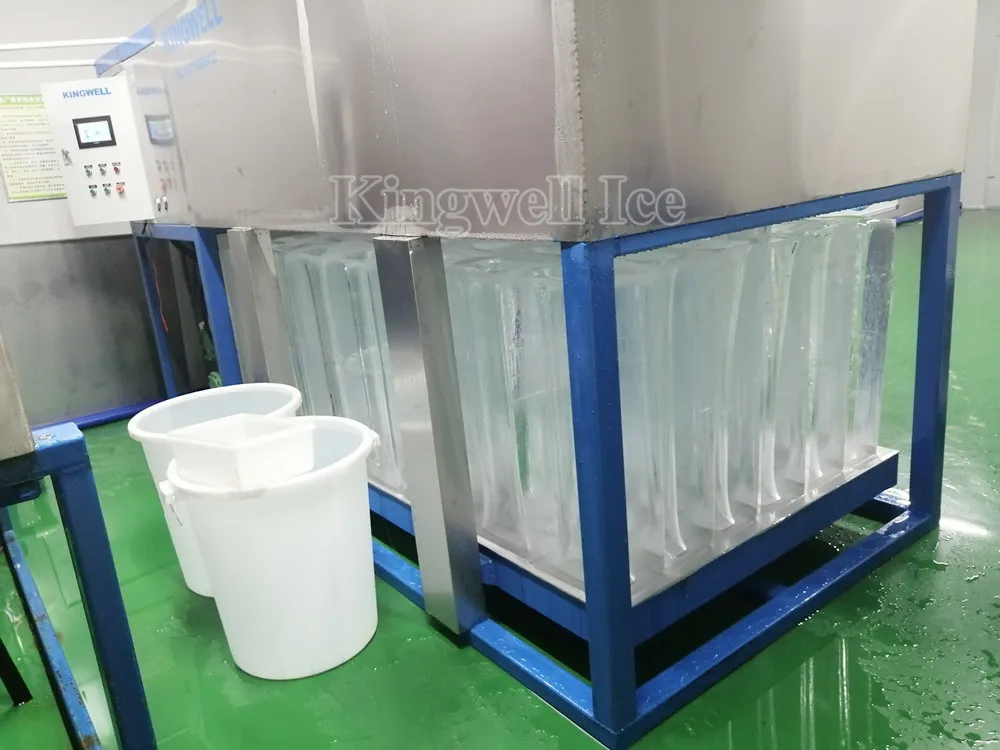 Directly cooling aluminum plate block ice machine produces clear & transparent block ice