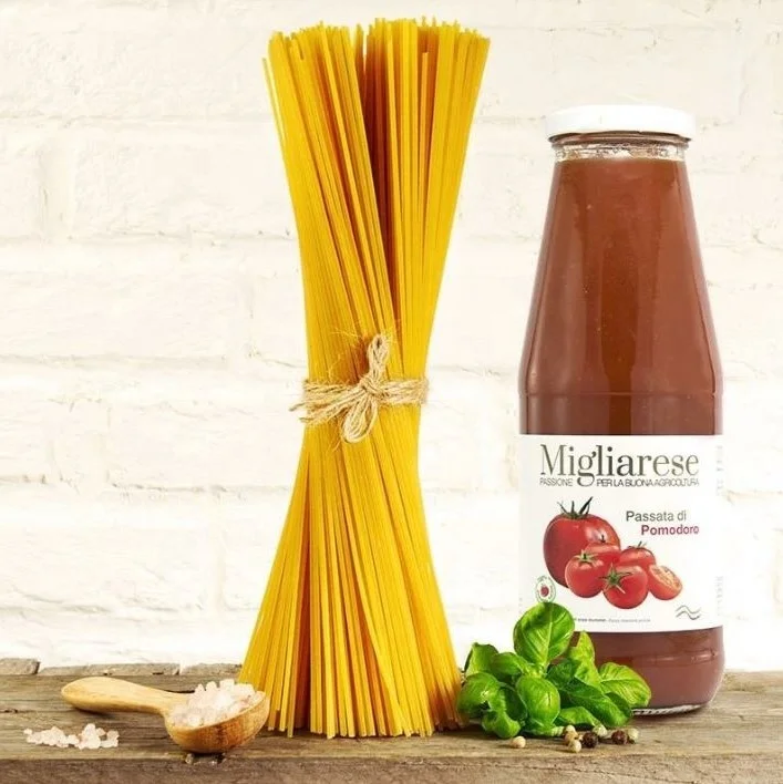 Made in Italy Tomato paste Red Color and Drum Packaging (1 KG) handcrafted premium quality ancient recipe