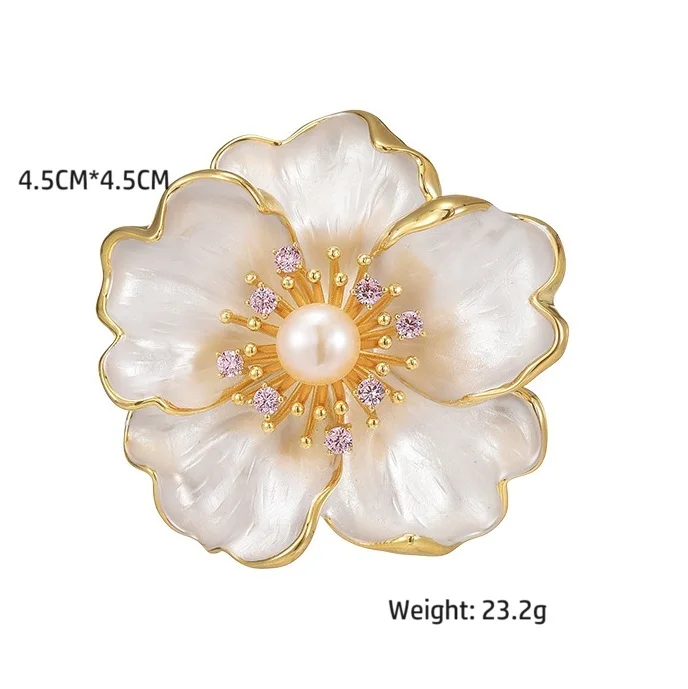 Luxury Diamond Jewelry Brooches Accessories Zircon Pearl Flower Gold Royal Brooch For Women