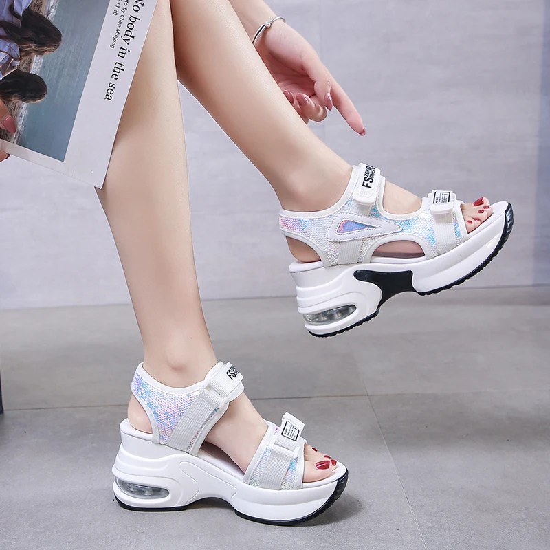 2020 Summer Chunky Sandals Women Wedge High Heels Shoes Female Buckle Platform Leather Casual Summer Women Fashion Sandals