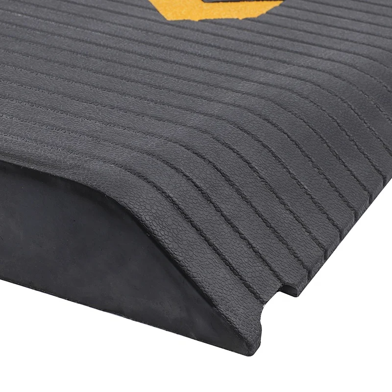 901x620x100mm High Quality Kerb Wheelchair Rubber Curb Ramp Car Road Threshold Ramp