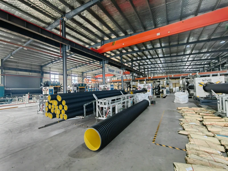 Hdpe Двухстенная гофрированная труба пластиковая крупнокалиберная Черная усиленная стальная полоса