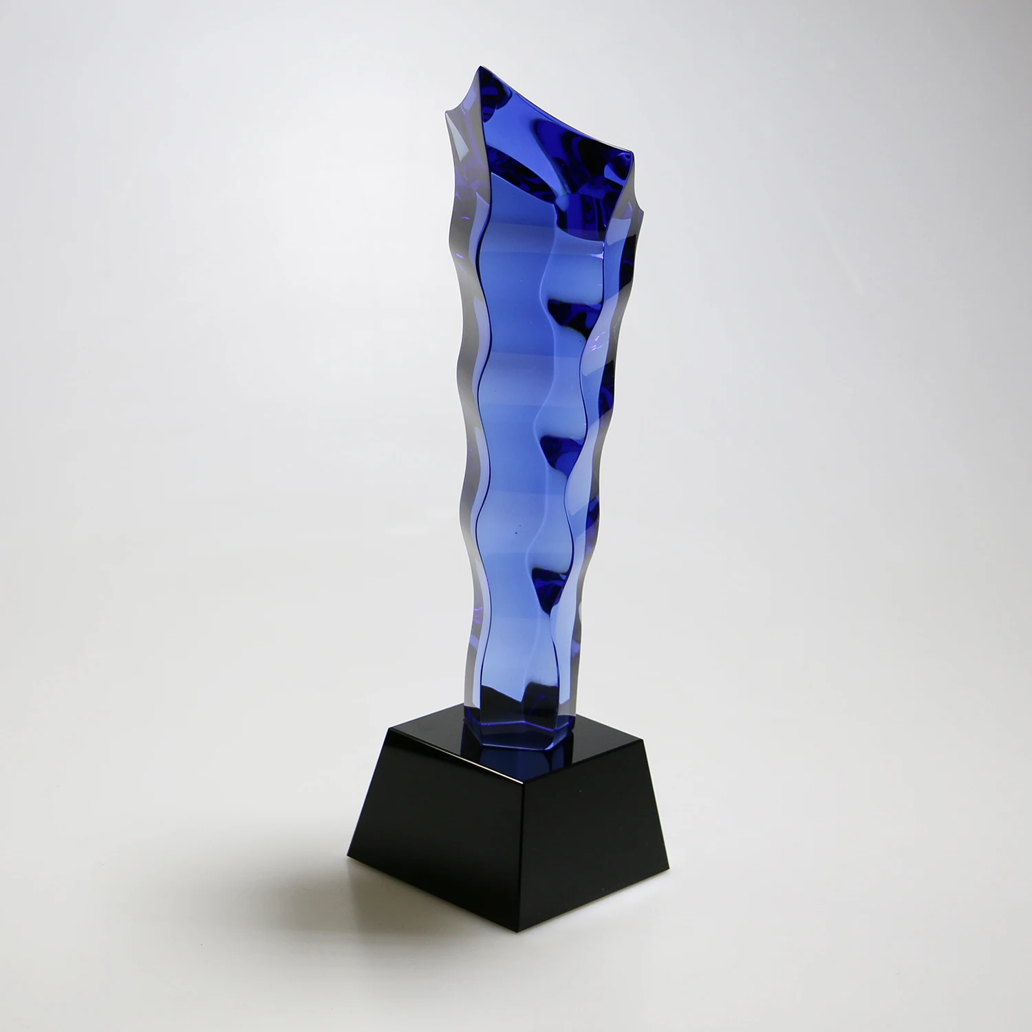 K9 Crystal Crafts Blue Waved Star Tower Trophy Cup Polished Carved UV Printed Christmas Mascot Award for Home Decoration Gifts