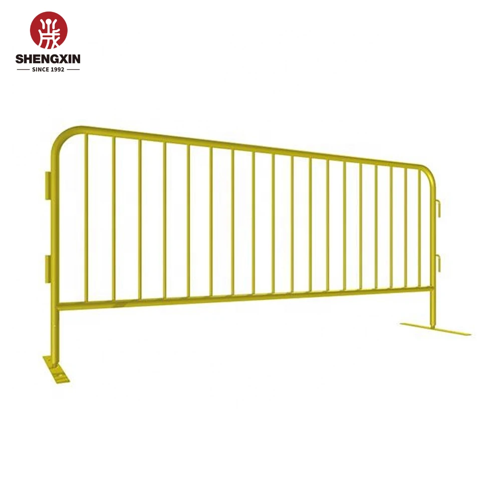Portable Road Work Pre-galvanized Temporary Fence Crowd Control Barrier With Bridge Feet Safety Traffic Barrier