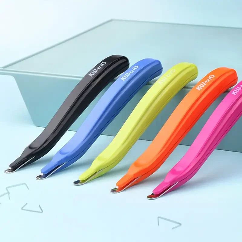 1pc Pen-shaped Staple Remover
