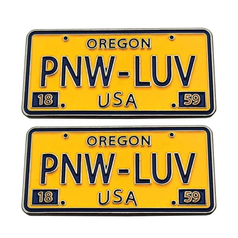 Customized Metal Enamel Badge with Gem Stones Souvenirs Soft Enamel Lapel Pins