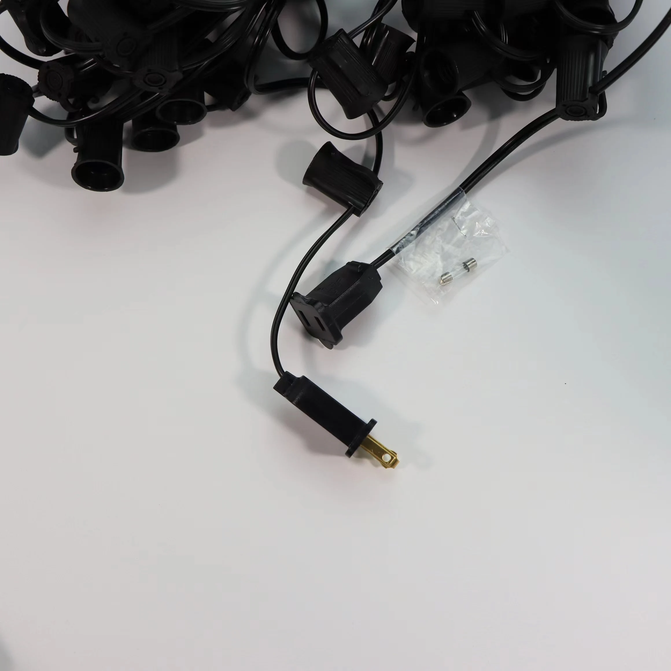 Рождественское украшение для улицы 1000 футов розетка SPT-1 18awg E17