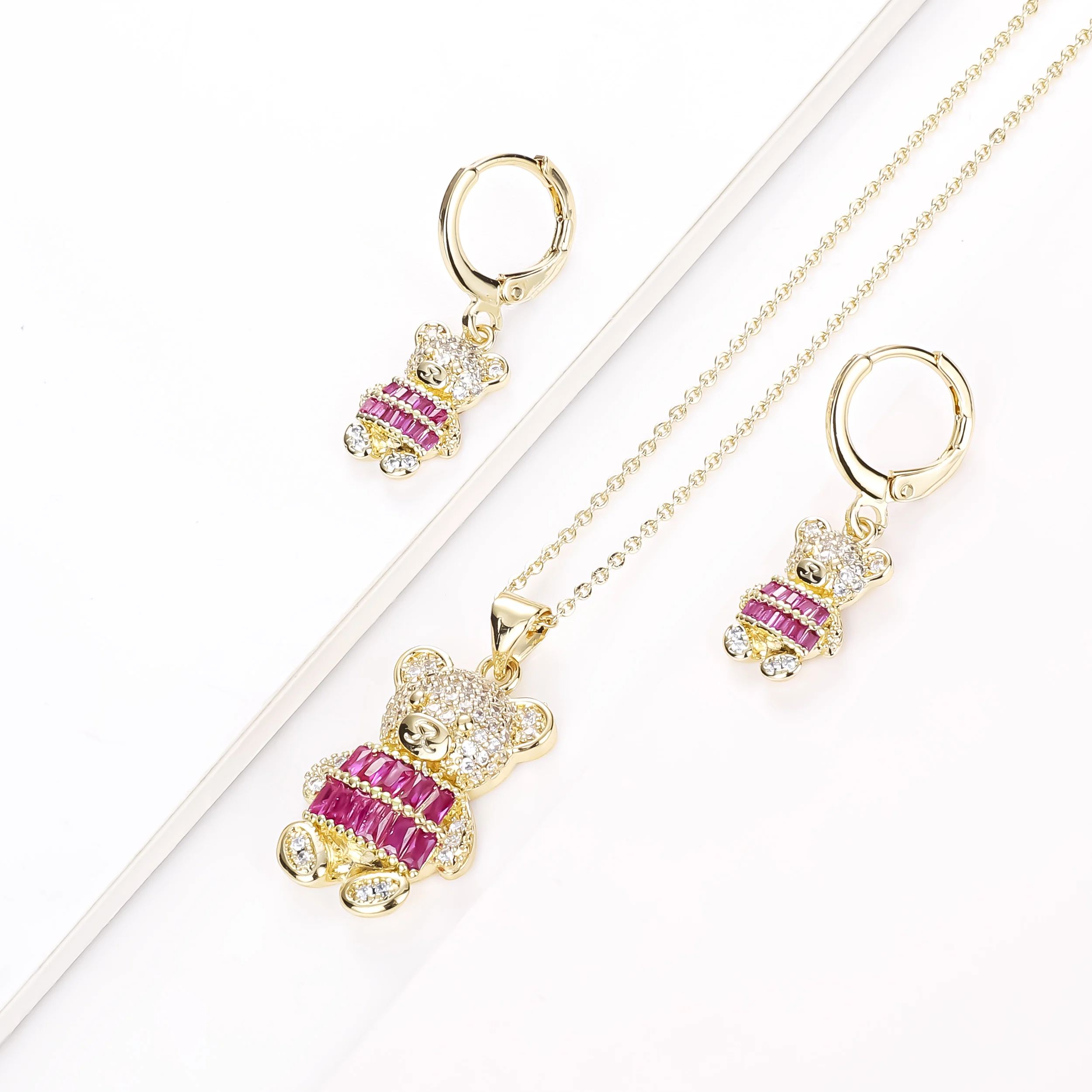 CM Jewelry Fashion Conjuntos De Joyeria 14K Gold Plated Women Jewelry Sets Zircon Earrings Pendant Necklace Cute Bear Sets