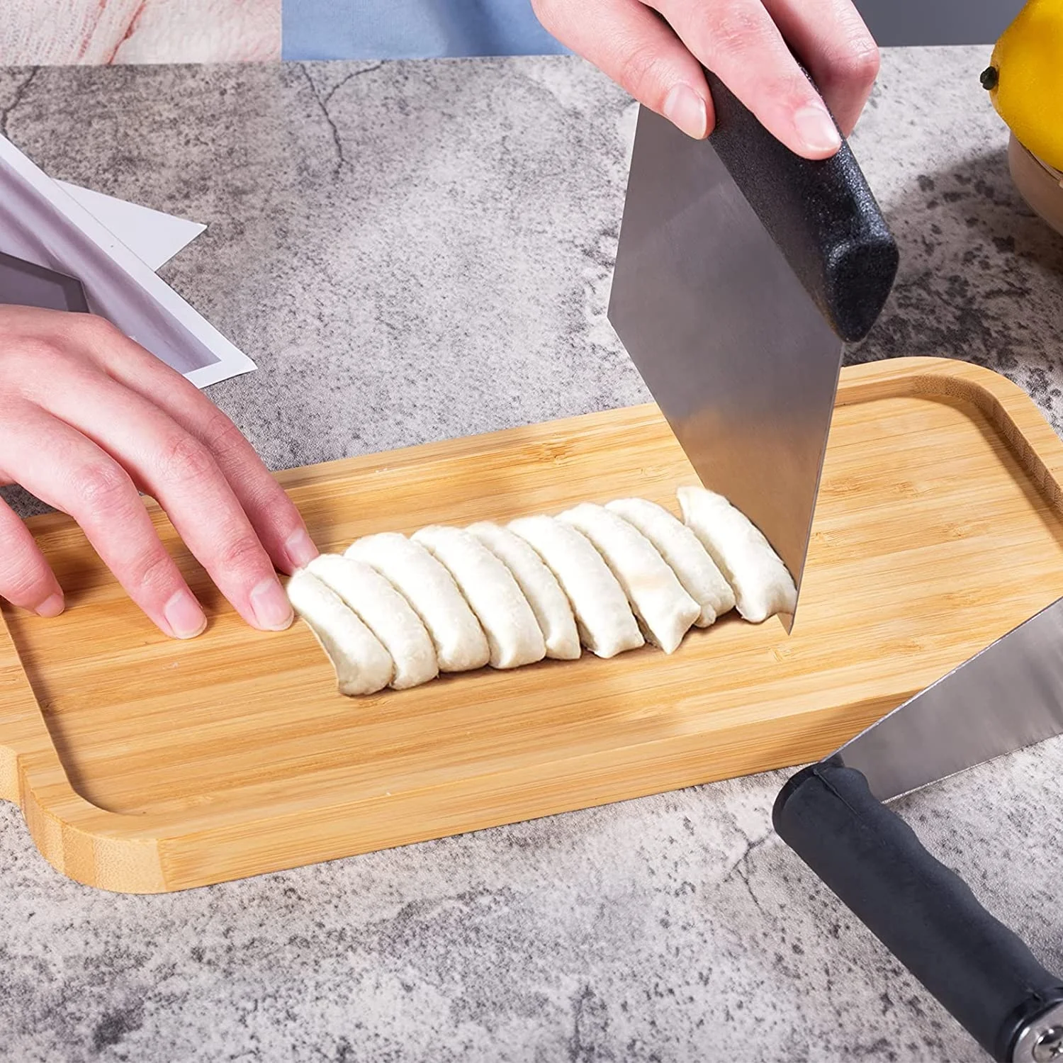 Multi-Purpose Stainless Steel Dough Pastry Scraper and Cutter for Baking
