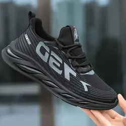 Самые популярные дышащие сетчатые беговые черные кроссовки на шнуровке, оптовая продажа, Повседневная модная Нескользящая теннисная обувь для мужчин