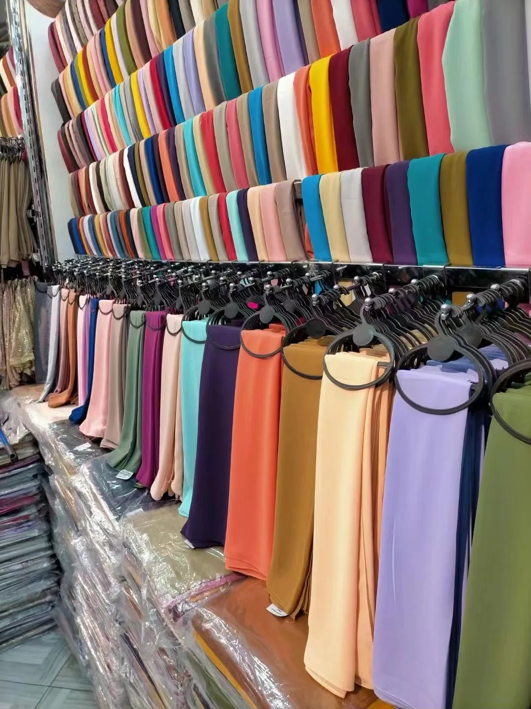 Hot 132 Colors Wholesale Custom LOGO Islamic Shawl Plain Georgette Muslim Women Hijab Headscarf Bubble Chiffon Hijab Scarf