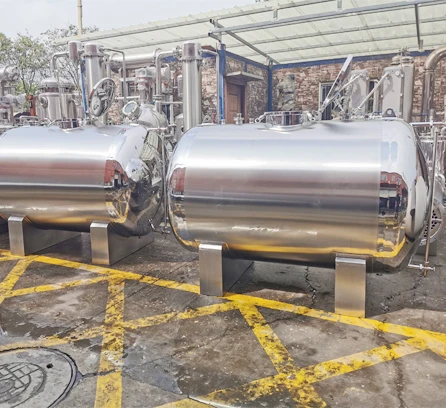 30000L SS horizontal water storage tank with top mahole