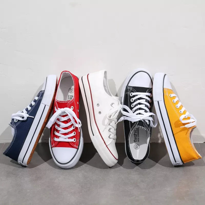 Factory Wholesale Custom Walking Canvas Trendy Shoes Men Sneakers Vulcanize Shoes