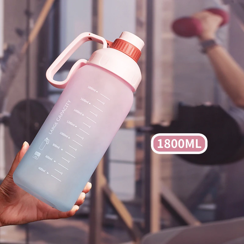 New quarter products Gradient water cup large capacity in summer gym mugs cup Customized services for sports merchants