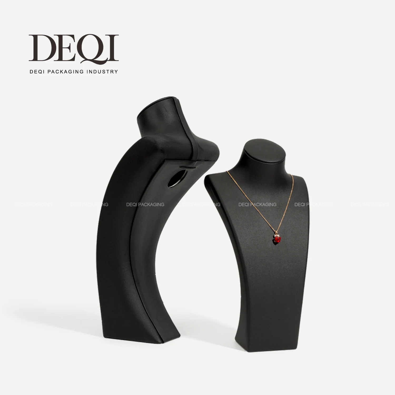 Custom Wholesale High Quality Luxury PU Leather Jewelry Display Props Jewels Holder Stand