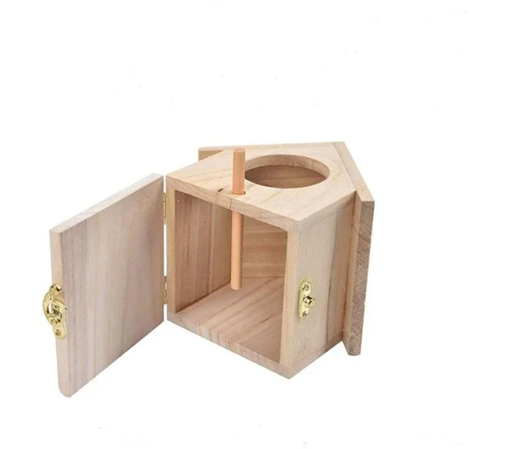 Creative wooden parrot living house bird nest idyllic bird cage feeder garden decoration pendant birdhouse aviary