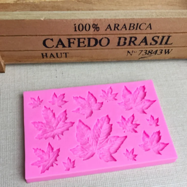 
Nonstick Flexible Hard 3D Christmas Leaf Candy Chocolate Bar Silicone Mold 