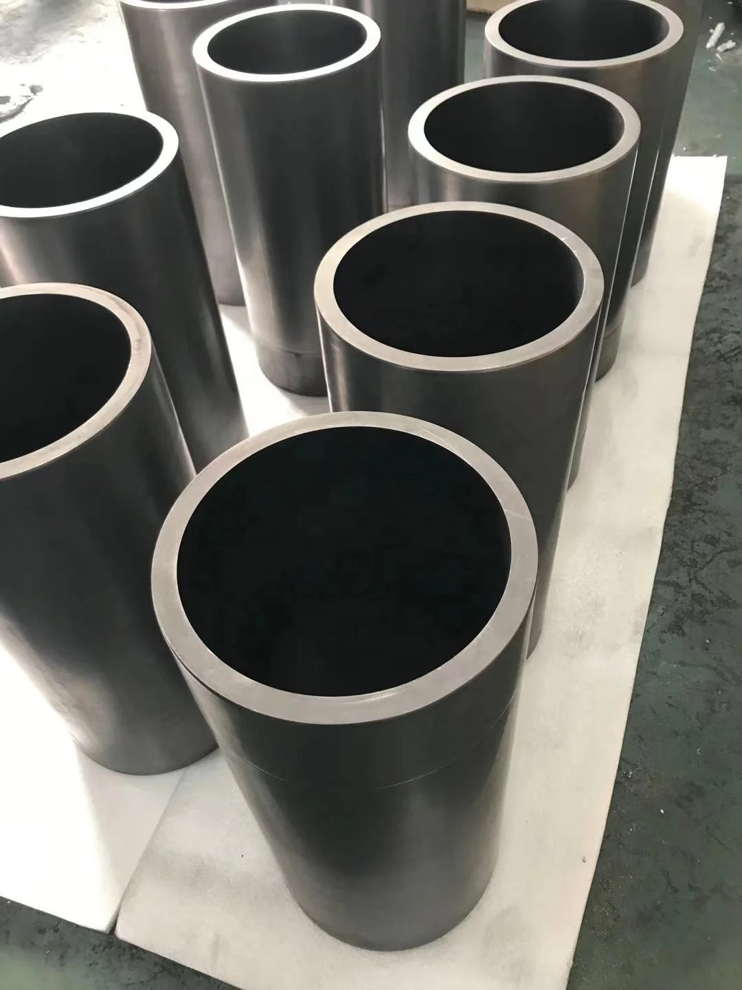 High Density Customized Graphite Tube, Graphite Pipe for Metal Alloy Industry