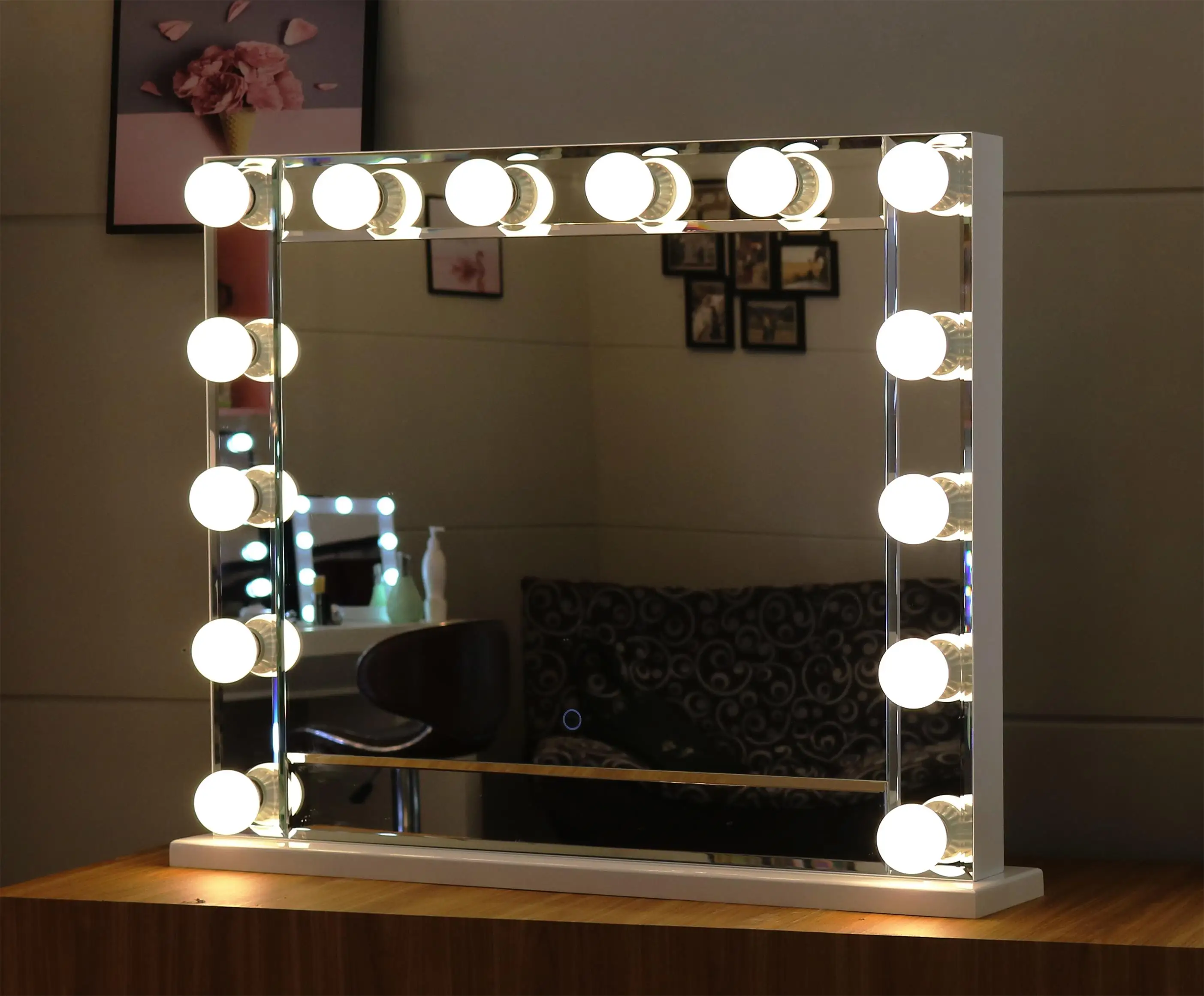 2022 New Design Aluminum Led Mirror Vanity Makeup Hollywood Makeup Mirror