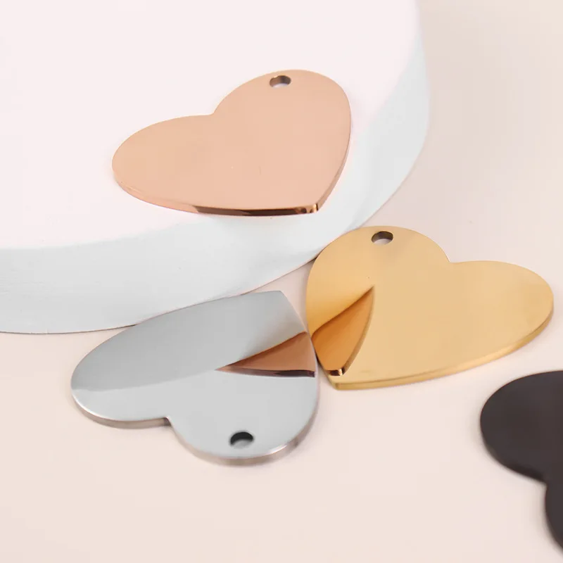 Rose Gold Custom stainless steel keychain Golden engraved heart tags Heart Shape Steel Ornaments