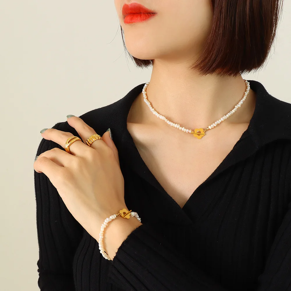 AZL French baroque freshwater pearl flower OT buckle necklace bracelet temperament niche light luxury design jewelry set