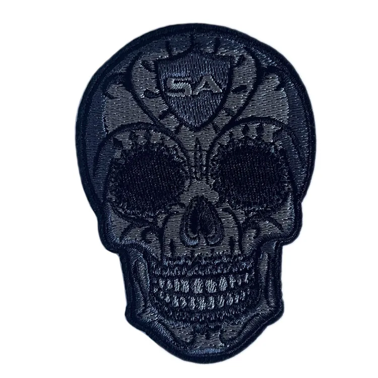 Christmas Embroidered Patches Label Wholesale Custom Made Iron On Embroidery Patch For Clothing Applique