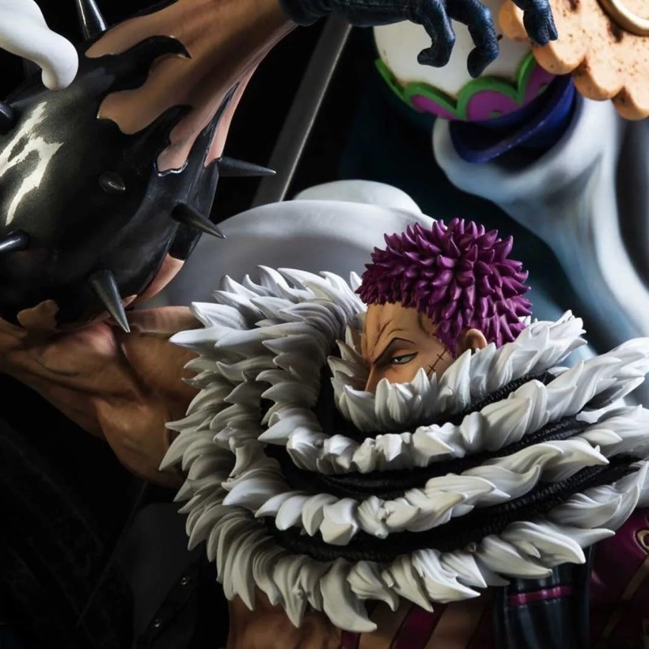 2023 New Pre-sale GK Luffy on the throne High Quality One Piece Figure  Doflamingo Luffy Fine Figure for Decoration Collection