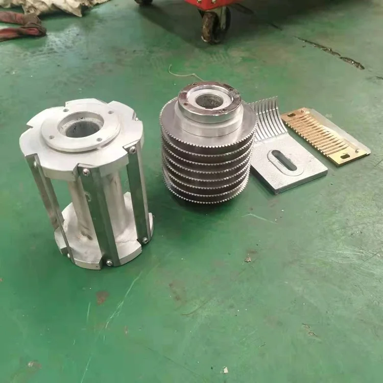 Customized chips making machine small chip coconut husk chips making machine manufacture