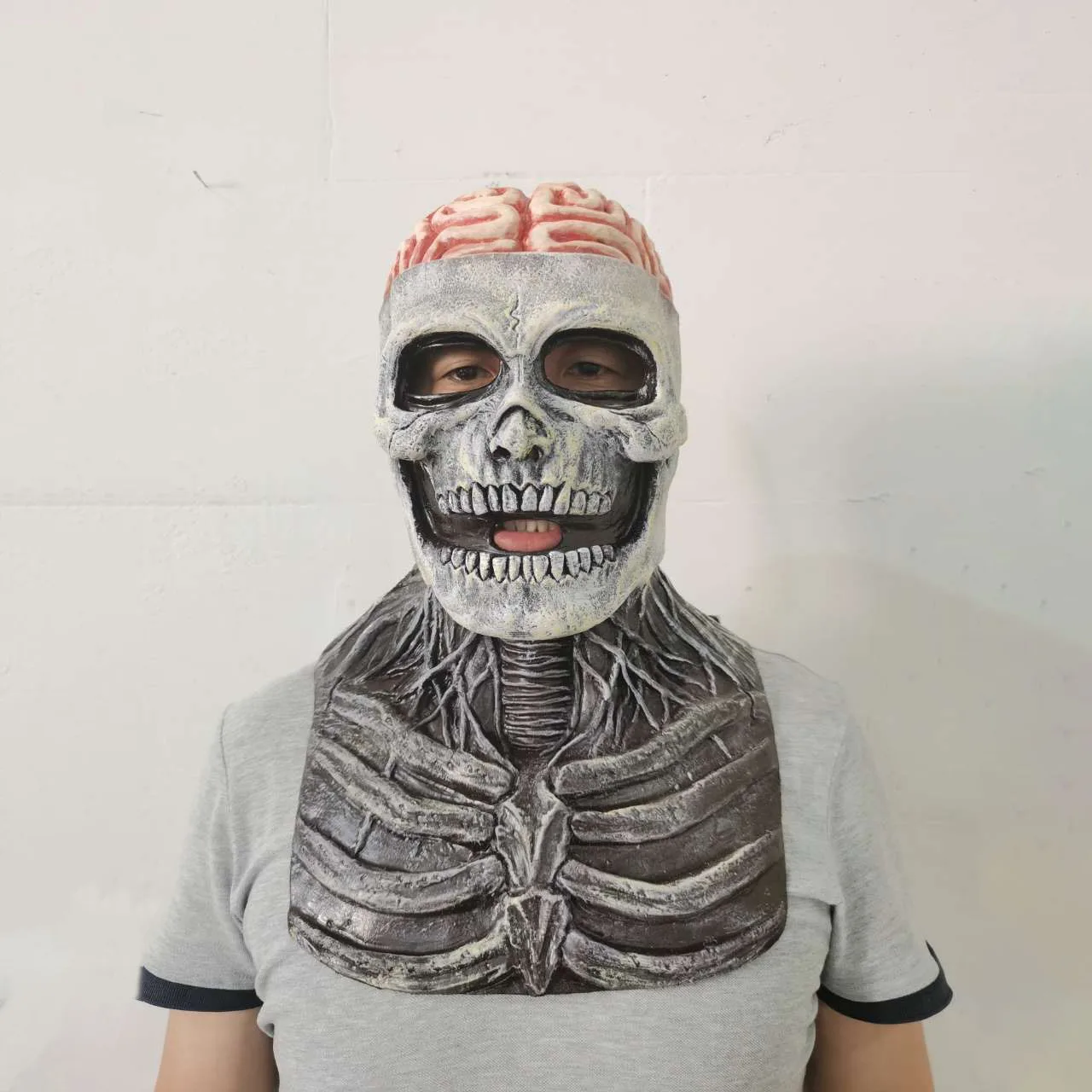 2022 Hot Sale Factory Wholesale Scary Screaming Exploding Brain Weird Latex Halloween Skull Mask