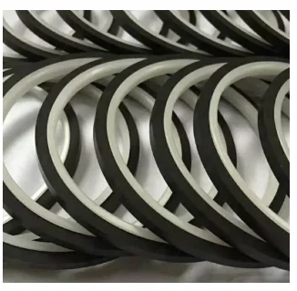 Specialized Hydraulic cylinder system for tipper trailerS