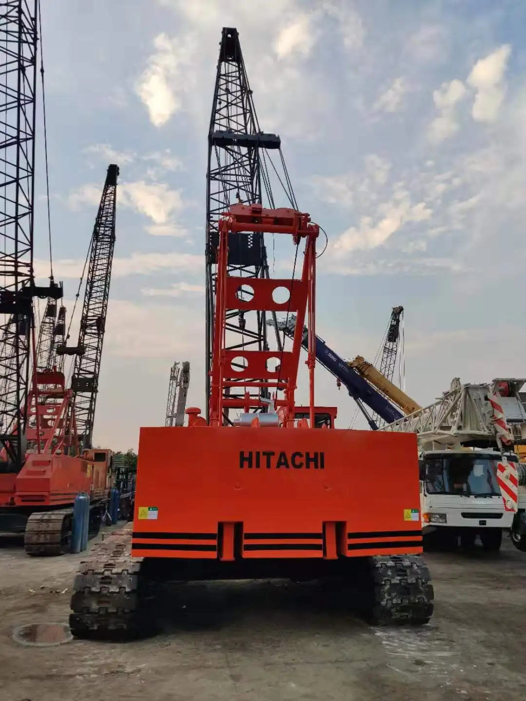 used Japanese crawler cranes Hitachi KH180-3 kh180 180 crawler cranes 50 ton cranes