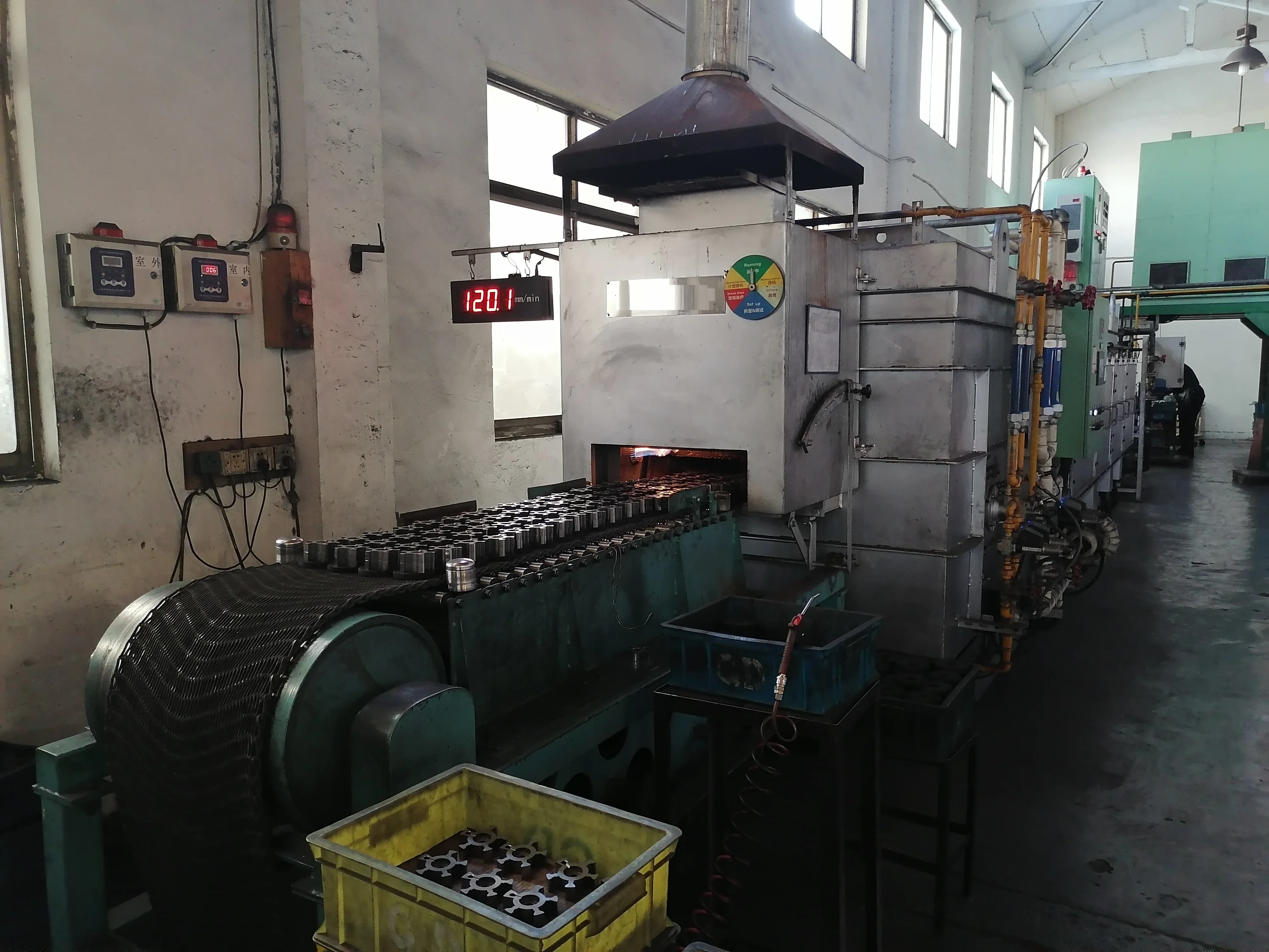 mesh belt sintering furnace