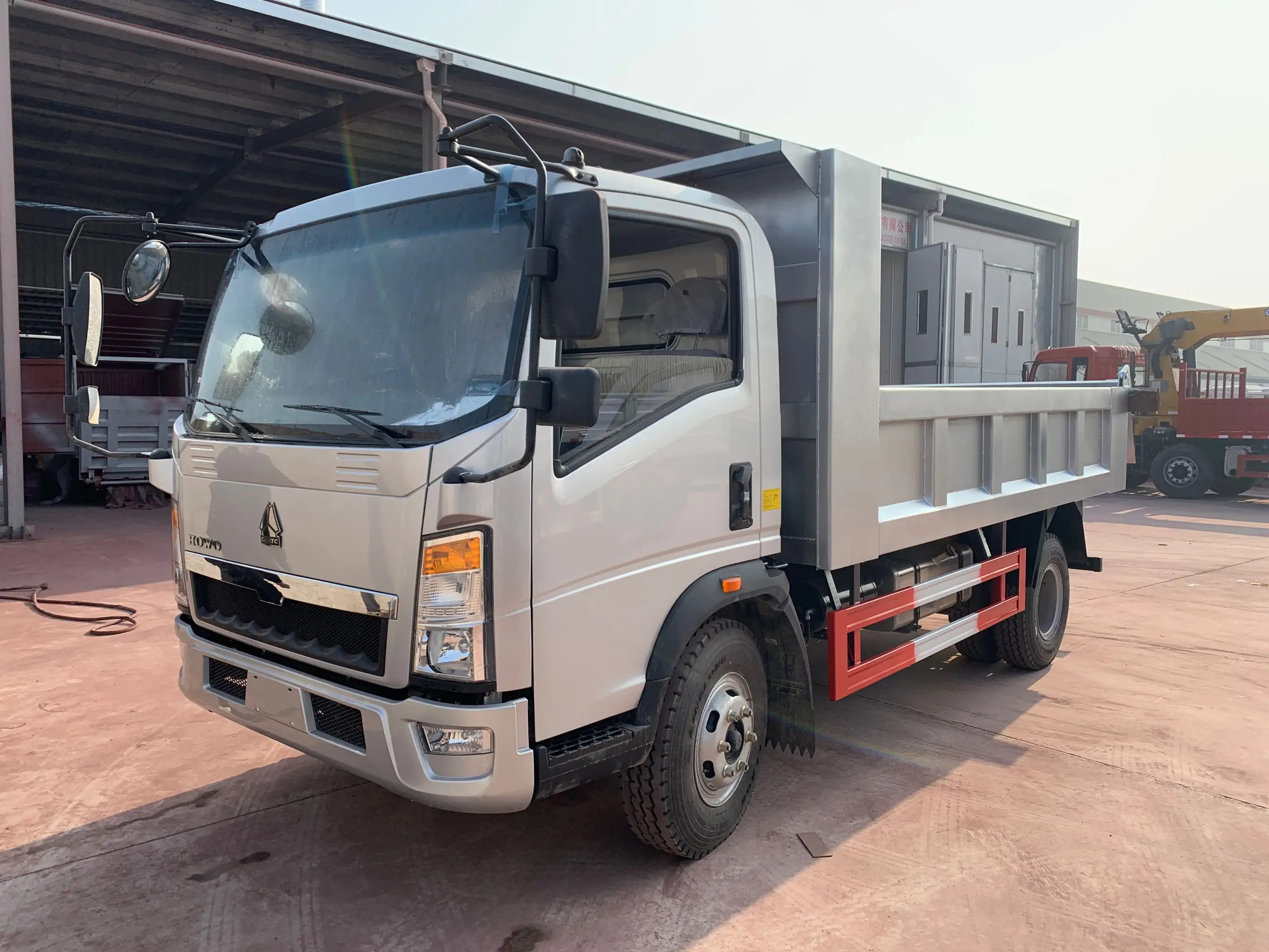 tipper truck-4.jpg
