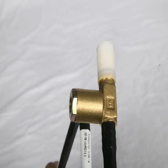 Электрический нагревательный шланг для мочевины