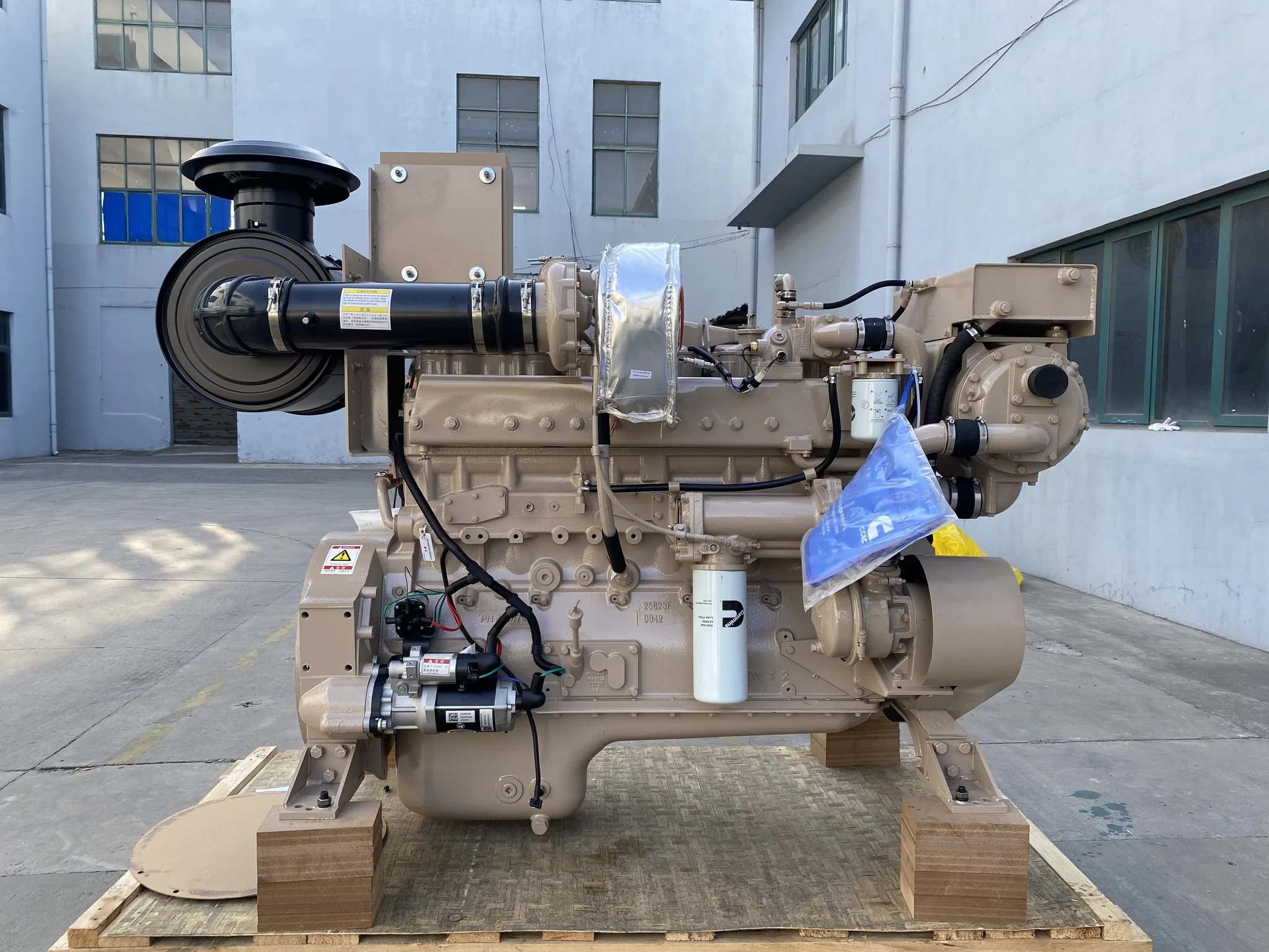 Brand new and genuine brand 6 cylinders 4 stroke NTA855-M350 series marine diesel engine