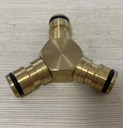 Латунный Трехходовой соединитель для садовой трубы