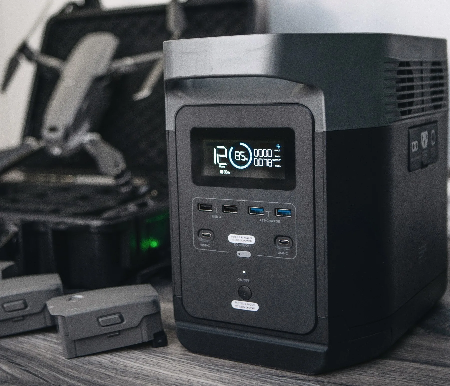 Custom 1000w 220v Solar Generator Battery Energy Power Supply High Power Capacity Charger Outdoor Portable Solar Power Station