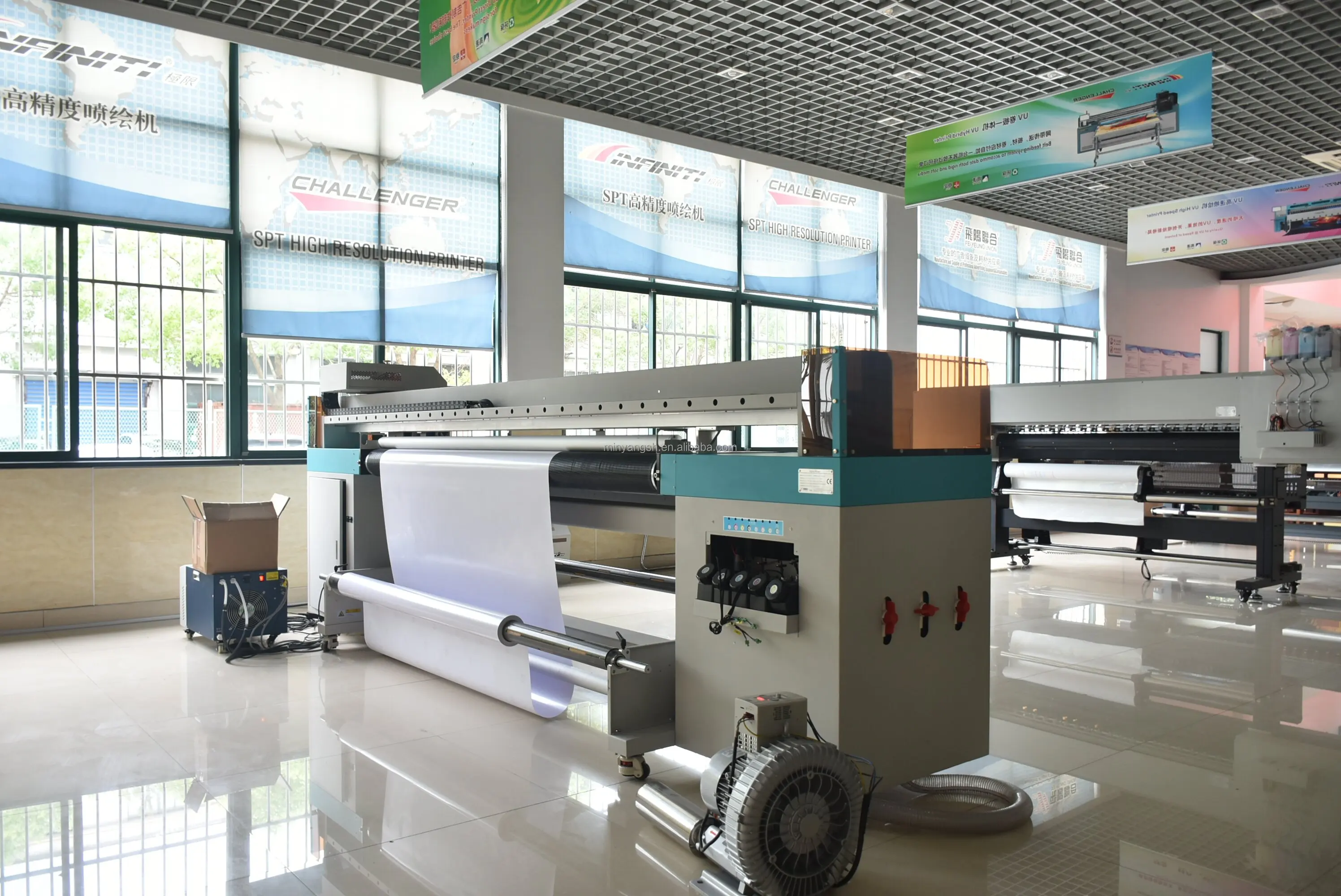 FYUnion FY-UV2200W 2024 newly PVC films wall paper digital printing machine UV belt Roll Inkjet Printer with I3200 printhead