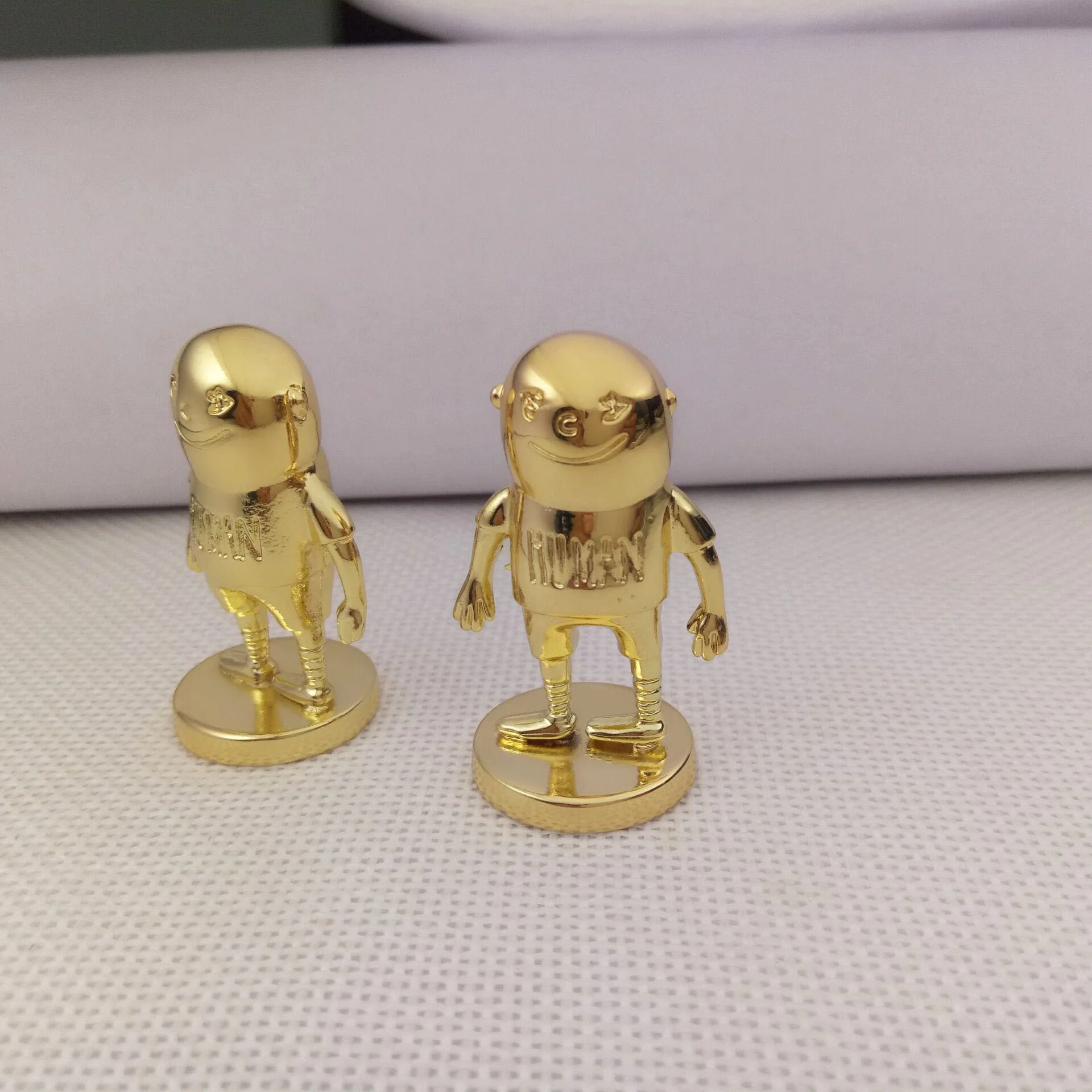 Gold plated 3d small metal sculpture art stainless steel for home decoration