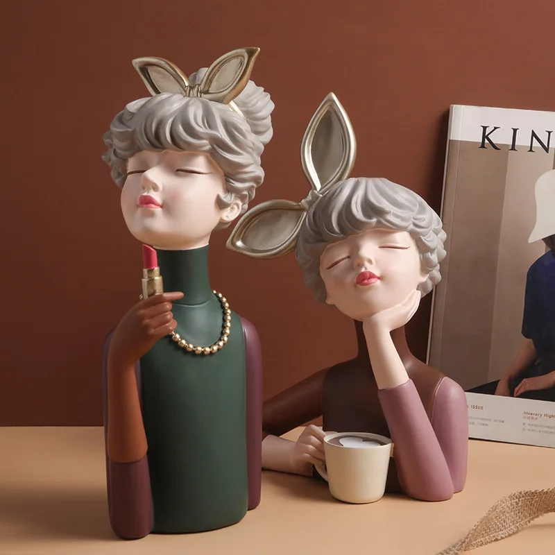 Light Luxury Fashion Girl Sculpture Modern Anniversary Gifts For Girlfriend