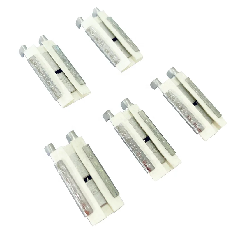 High Quality 250V 10A Bimetal Thermal Protector 17AM 7AM Temperature Controller Manufactured for Electric Car Use