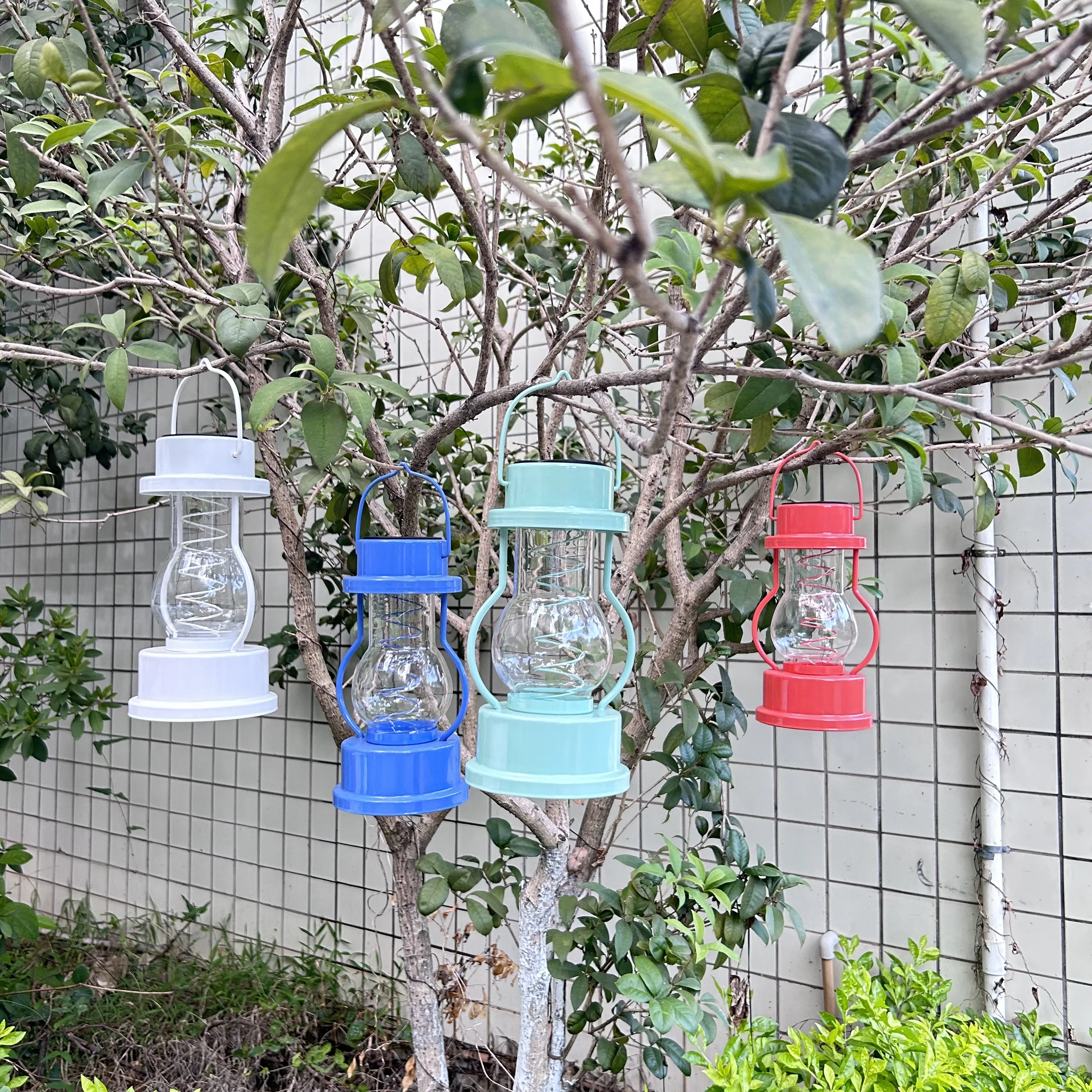 Garden colorful antique solar lantern inflatable lantern with handle glass NI-MH battery metal solar lanterns for the garden